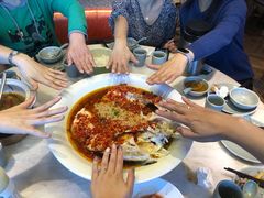 招牌湘西鱼头王-望湘园·湖南菜(宏伊店)