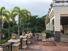 -亚龙湾亚泰商业街