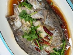 -日照大牌檔•小船海鲜(万平口店)