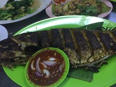 -明记烧鱼美味店