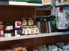 零售区-鲜丰水果(仙霞路店)
