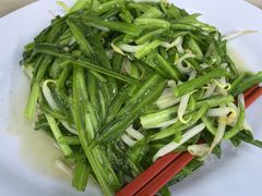 -新峰肉骨茶(总店)