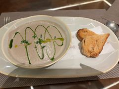 -上海和平饭店维克多咖啡厅 Victor's