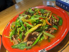 -先启半步颠小酒馆(虹桥龙湖天街店)