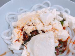 素豆花米线-辣辣小吃豆花米线(大观篆新农贸市场店)