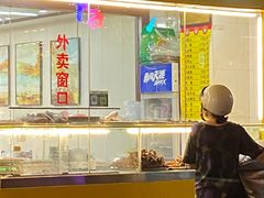 -余杨鸭鸭餐厅