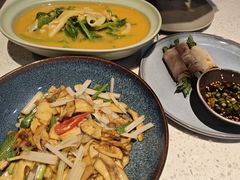 -半山腰·云南菜(侨福芳草地店)