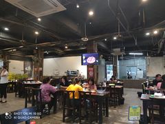 大堂-蚝美人·生蚝海鲜烧烤(茶花园店)
