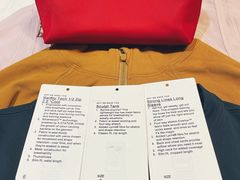 -lululemon(上海浦东IFC店)