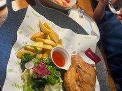 -JINNS锦时 steak&pizza(浸信会礼拜堂旧址店)