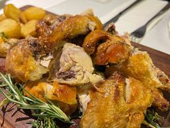 -LESCEDARS Brasserie Bistro香柏树