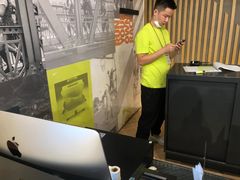 -NIKE品牌体验店(南京东路店)
