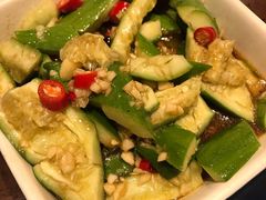 拍黄瓜-一棠龙虾•王牌虾球(光谷天地店)