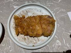 蛋汁大排-松鹤楼面馆·古法焖肉面(观前店)