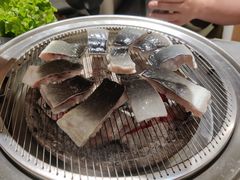 -围炉肉舍•炭烤活鳗•丹东海鲜烤肉(步行街店)