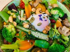 胡同田园温泉蛋烤炙蔬菜沙拉-玲婧胡同·生日蛋糕·餐厅(嘉里城店)