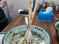 独家芝麻叶面条-方城烩面(机场店)