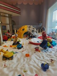 -奈尔宝·儿童乐园·亲子餐厅(鄞州万达店)