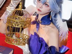 -米游妙妙屋cosplay换装自拍摄影体验馆