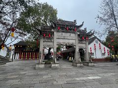 -鲁镇