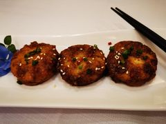 香煎鹅肝酱藕饼-醉辉皇上海之巅(上海中心大厦店)
