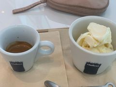 -LAVAZZA拉瓦萨咖啡(仁恒梦中心店)