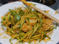 -山里屯铁锅炖·东北菜(康桥店)