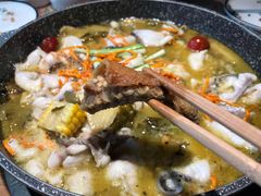 -山城外·非遗酸菜鱼(蜀都万达店)