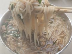 -正宗杨记普洱酸醋米线(总店)