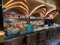 -Mogul Eatery·大亨餐酒馆