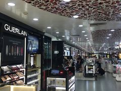 -日上免税店(三径路t3店)
