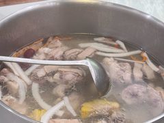 -喃喃椰·糟粕醋·椰子鸡火锅(七堡花园店)