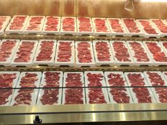 -来龍儿鲜切牛肉自助老火锅
