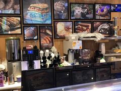-巴黎贝甜(大宁国际商业广场店)