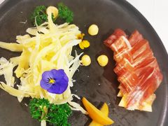 三年金钱火腿配大理手撕乳扇-泓0871臻选云南菜·味庄