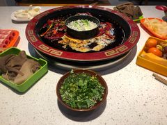 -大师兄酱骨火锅