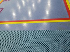 -乐悠游亲子游泳俱乐部