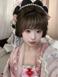 -一揽芳华汉服旗袍体验馆(拙政园店)