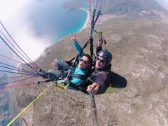 -费特希耶滑翔伞