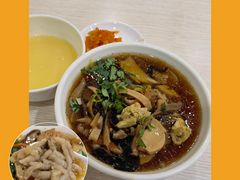 素什锦抿八股-东方削面(市政府店)
