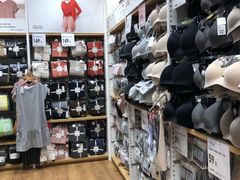 -优衣库(东莞汇一城店)