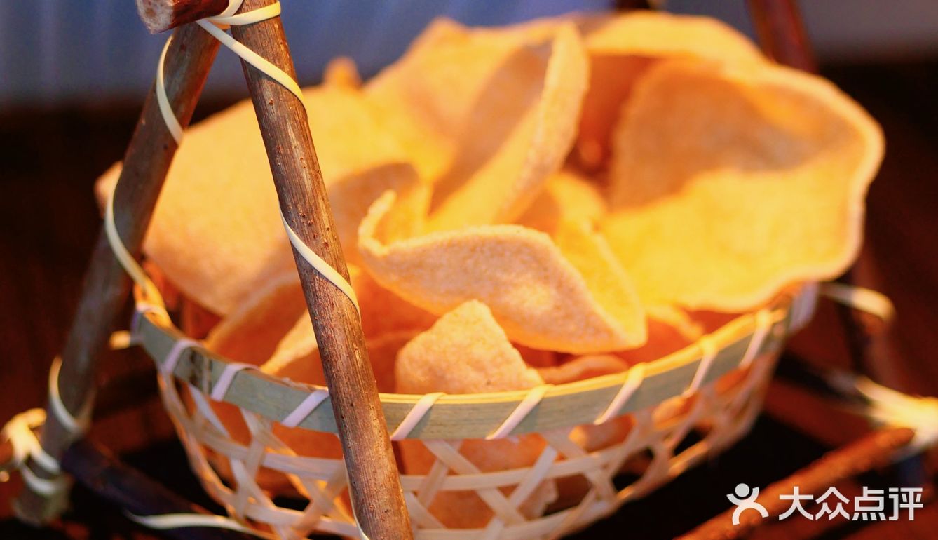 夏天太热，宜来泰妃殿避暑