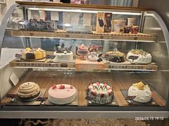 -DQ·蛋糕·冰淇淋(龙湖狮山天街店)