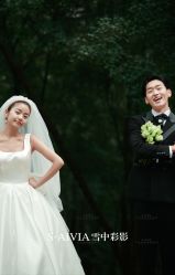 -雪中彩影婚纱摄影·微光艺术中心