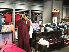 -Hollister(天环广场店)