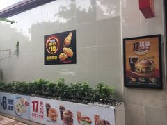 -麦当劳(东方时代广场分店)