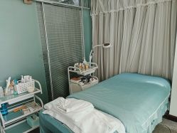 -YooMee优美智能科技美肤机构