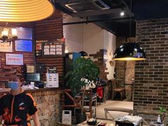 -何师烧烤Pro ·江湖川菜·小龙虾·精酿(太古里旗舰店)