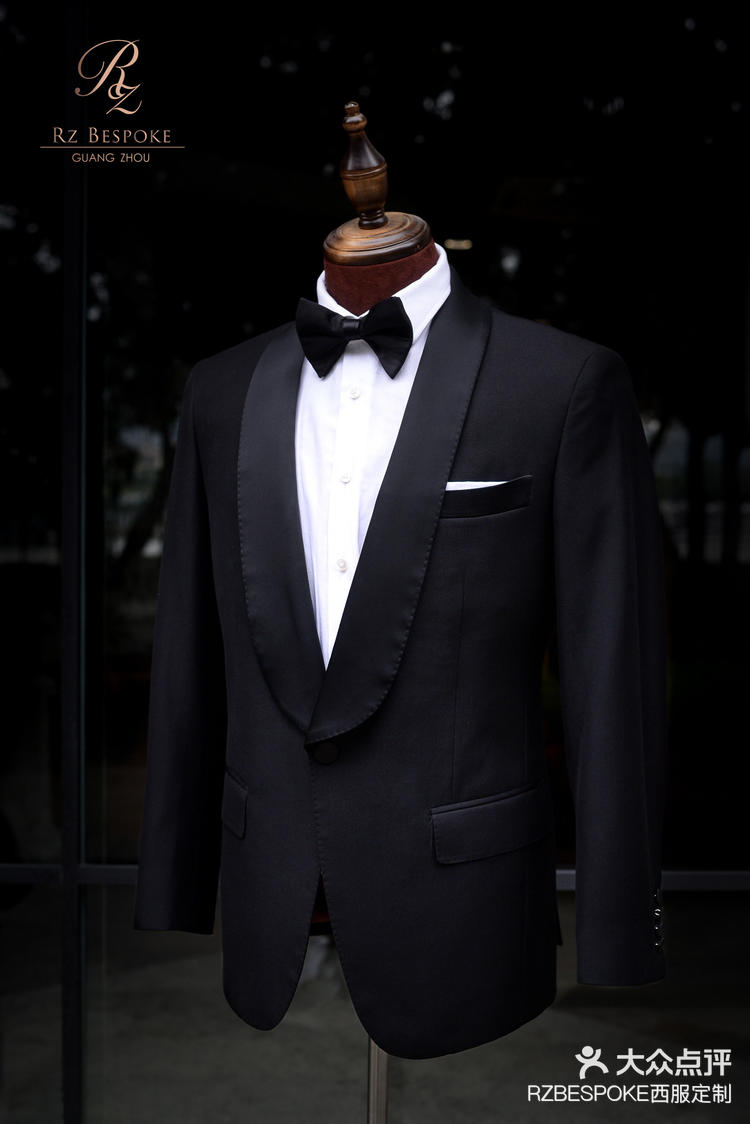 西装经典黑色礼服rzbespoke婚礼新郎推荐