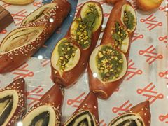 -B&C黄油与面包·THE GARDEN BAKERY概念店(世纪汇店)